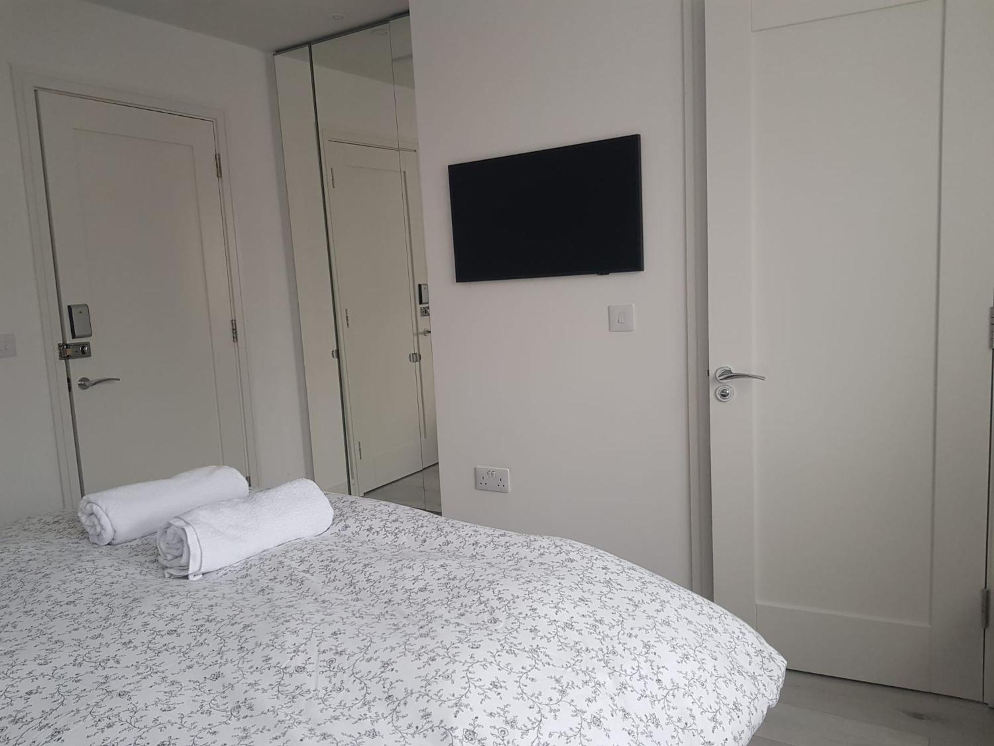 Barnoaks House - Private Room Ensuite Bathroom Homestay دبلن المظهر الخارجي الصورة
